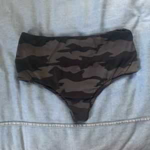 SOLD MAI CAMO MOD BOTTOMS